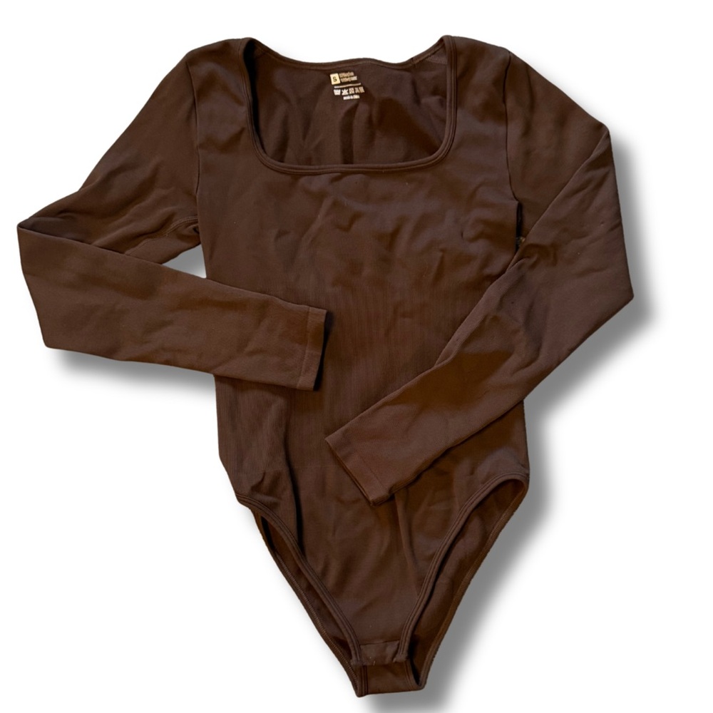Shapewear bodysuit
